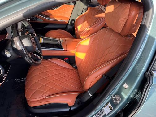 Silver 2027 Mercedes-Benz S-Class 500