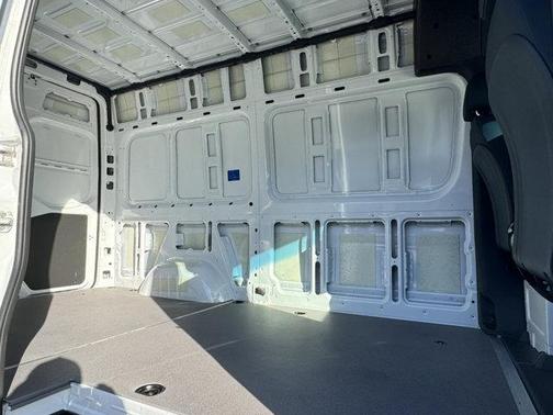 2025 Mercedes-Benz Sprinter 2500 Standard Roof