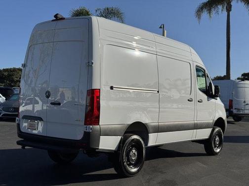 2025 Mercedes-Benz Sprinter 2500 Standard Roof