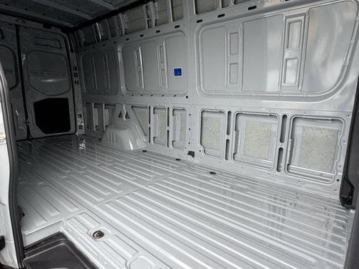 2025 Mercedes-Benz Sprinter 2500 High Roof