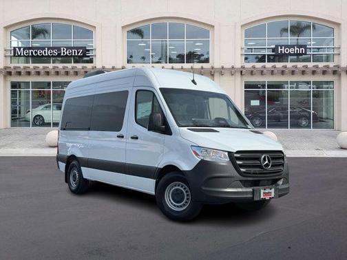 2025 Mercedes-Benz Sprinter 2500 Standard Roof
