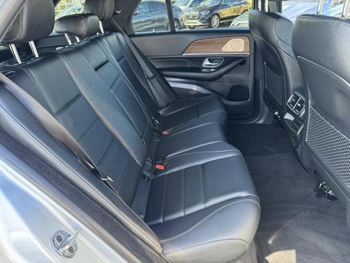 2026 Mercedes-Benz GLE 450e 4MATIC