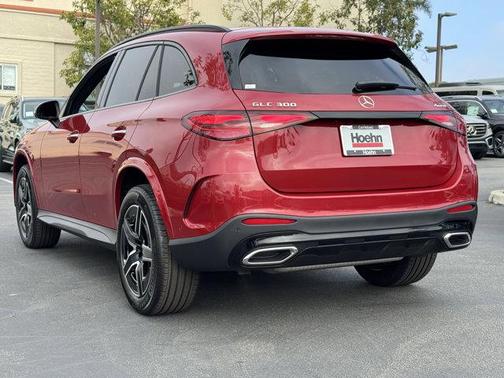 2026 Mercedes-Benz GLC 300 4MATIC