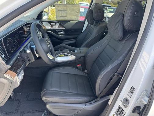 2026 Mercedes-Benz GLS 450 4MATIC