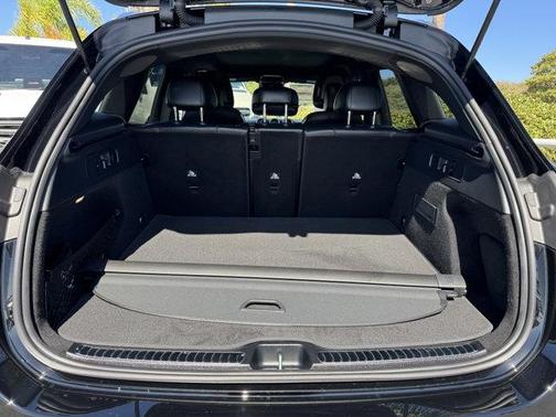 2026 Mercedes-Benz GLC 300 Base