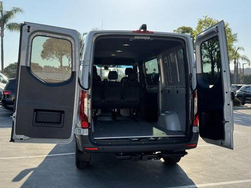 2025 Mercedes-Benz Sprinter 2500 