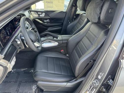 2025 Mercedes-Benz GLS 580 4MATIC