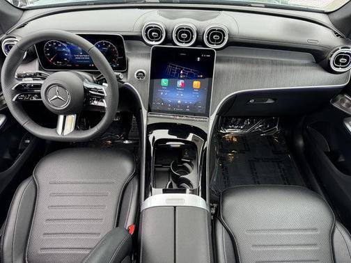 2026 Mercedes-Benz GLC 300 Base