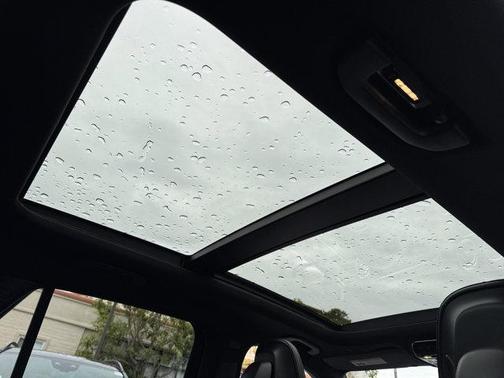 2026 Mercedes-Benz GLC 300 Base