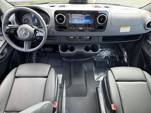 2025 Mercedes-Benz Sprinter 2500 High Roof