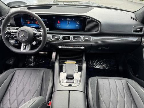 2025 Mercedes-Benz AMG GLS 63 Base