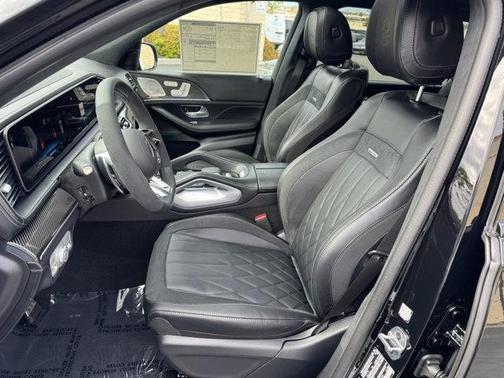 2025 Mercedes-Benz AMG GLS 63 Base