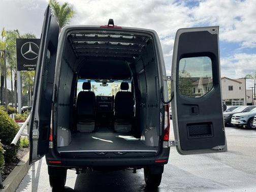 2026 Mercedes-Benz Sprinter 2500 