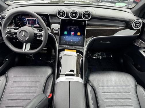 2025 Mercedes-Benz GLC 350e Base