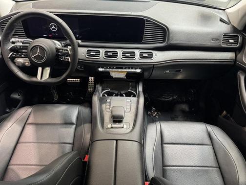 2026 Mercedes-Benz GLS 450 4MATIC