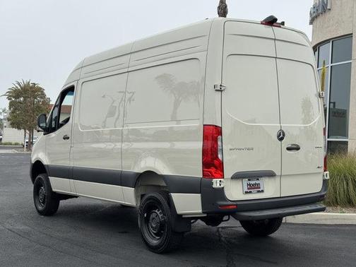 2025 Mercedes-Benz Sprinter 2500 Standard Roof