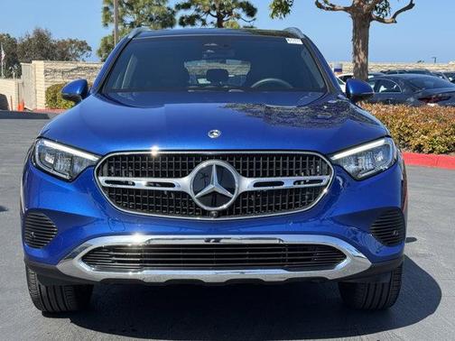 2025 Mercedes-Benz GLC 300 Base