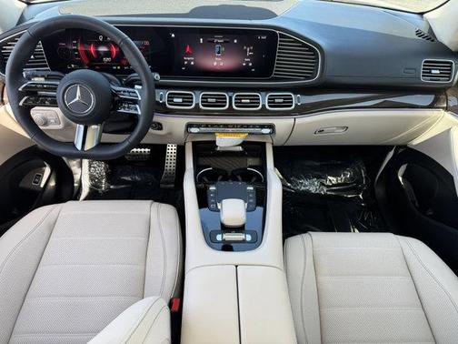 2026 Mercedes-Benz GLS 450 4MATIC