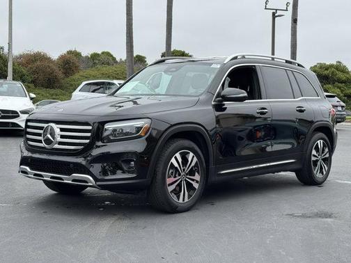 2025 Mercedes-Benz GLB 250 4MATIC