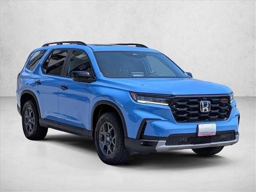 Diffused Sky Pearl 2025 Honda Pilot TrailSport