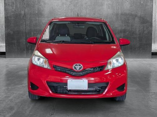2012 Toyota Yaris L