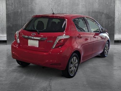2012 Toyota Yaris L