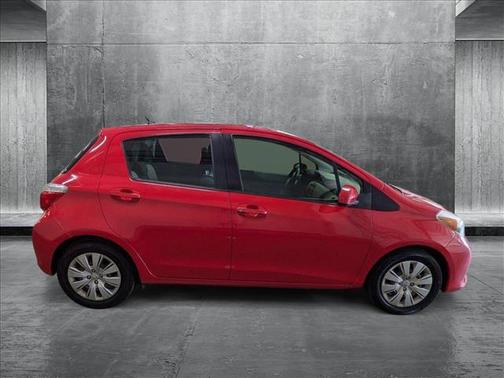 2012 Toyota Yaris L
