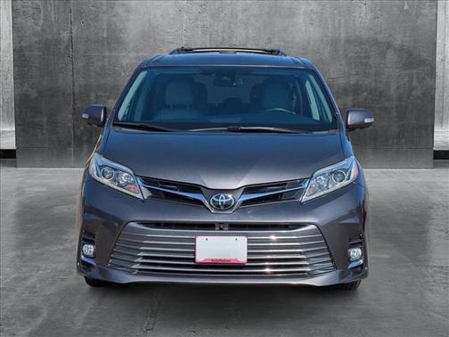 2019 Toyota Sienna Limited Premium