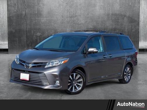2019 Toyota Sienna Limited Premium