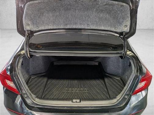 Crystal Black Pearl 2022 Honda Accord Sport 1.5T