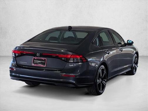 Meteorite Gray Metallic 2026 Honda Accord SE
