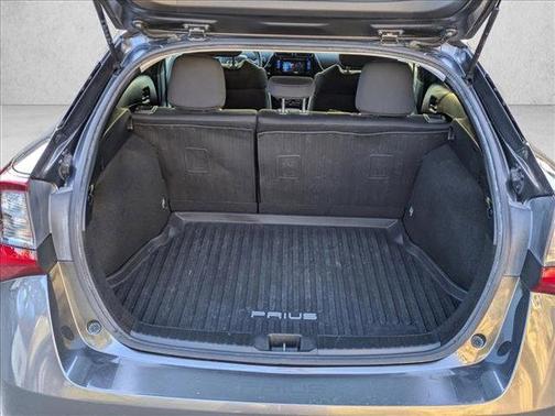 2019 Toyota Prius XLE
