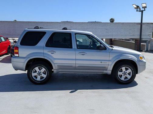 Silver Metallic 2006 Ford Escape Hybrid Base
