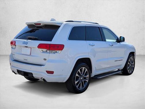 Bright White Clearcoat 2017 Jeep Grand Cherokee Overland