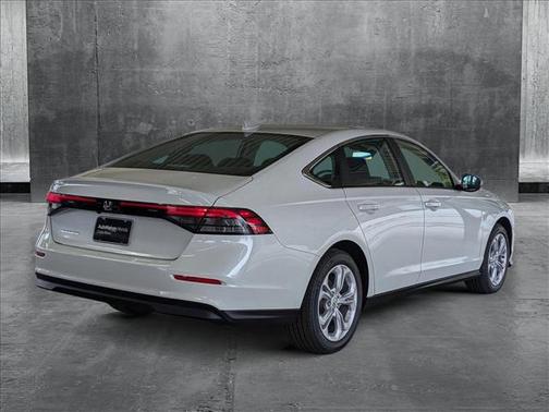 2025 Honda Accord LX 1.5T