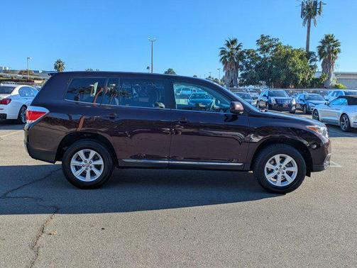 2013 Toyota Highlander SE