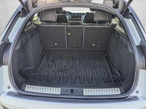 2019 Land Rover Range Rover Velar P250 S R-Dynamic