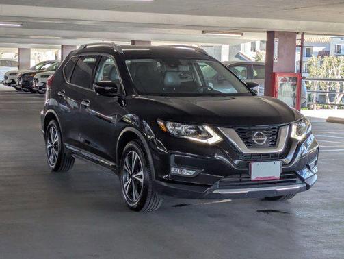 2017 Nissan Rogue SL