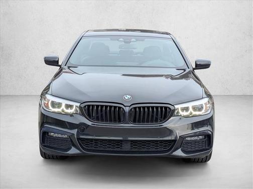 2019 BMW 530 530i