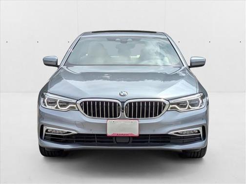 2017 BMW 540 540i