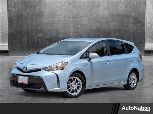 2015 Toyota Prius v Three