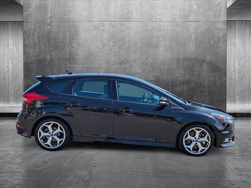 2016 Ford Focus ST