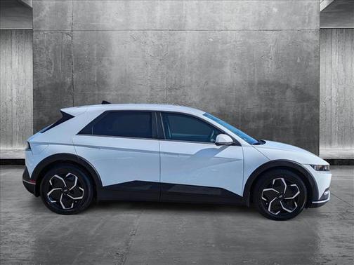 2023 Hyundai IONIQ 5 SE