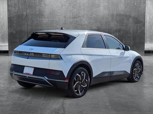 2023 Hyundai IONIQ 5 SE