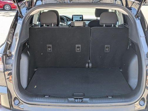 Agate Black Metallic 2022 Ford Escape SE