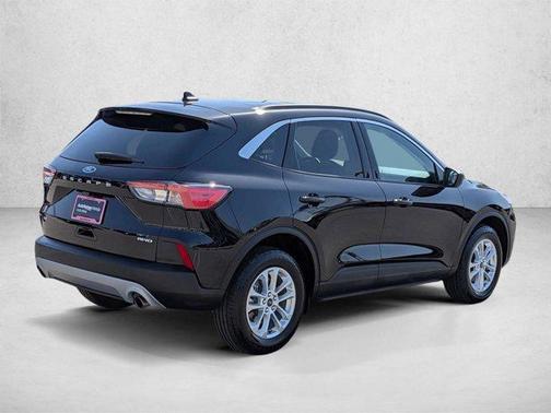 Agate Black Metallic 2022 Ford Escape SE