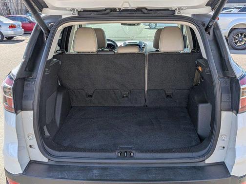 White Platinum Metallic Tri-Coat 2017 Ford Escape Titanium