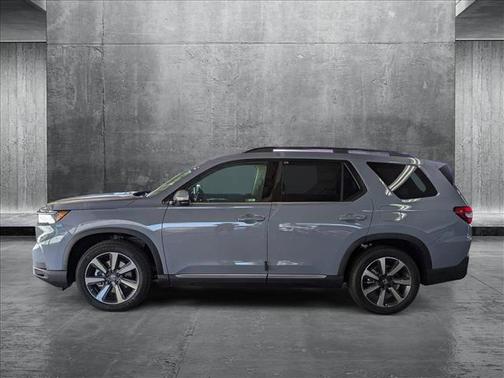 2025 Honda Pilot Touring 8-Passenger