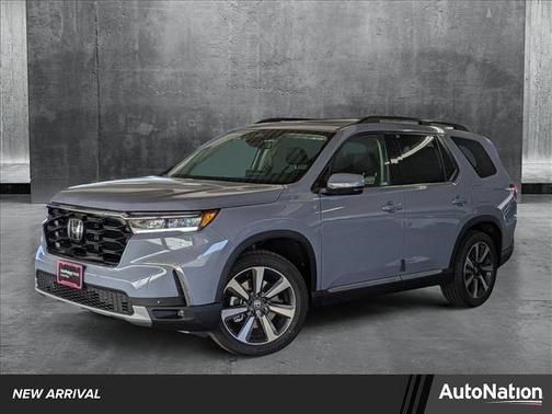 2025 Honda Pilot Touring 8-Passenger