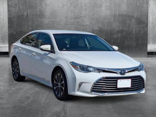 2017 Toyota Avalon XLE